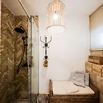 Ika Boutique Luxury Apartamento *