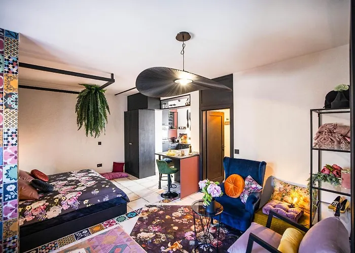 Ika Boutique Luxury Ζαντάρ