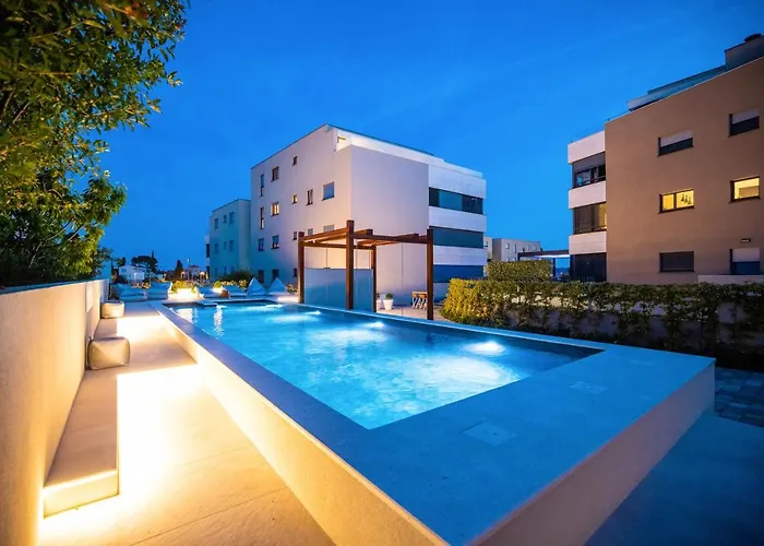 Ika Boutique Luxury דירה