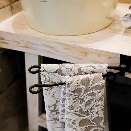 Ika Boutique Luxury Lägenhet