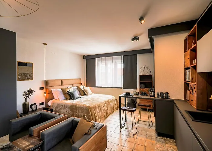 Ika Boutique Luxury *